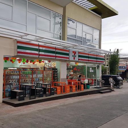 Keys 'N Places Holiday Rentals At Mesaverte Condo Cagayan de Oro Buitenkant foto