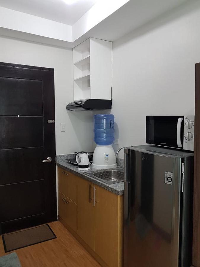 Keys 'N Places Holiday Rentals At Mesaverte Condo Cagayan de Oro Buitenkant foto